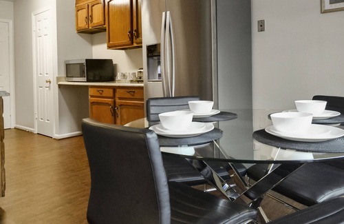White Oak Casa | Carriage Guest House