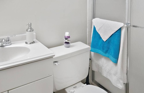 White Oak Casa | Carriage Guest House