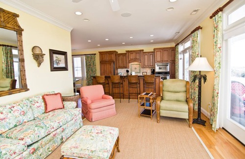 Salter Path Casa | Carriage House at Water's Edge, Oceanfront in Salter Path, NC!