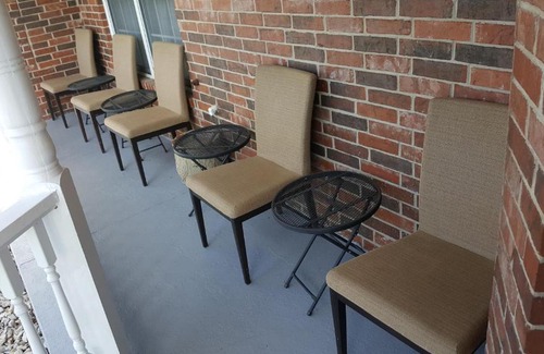 Branson Hotel | Carriage House Inn