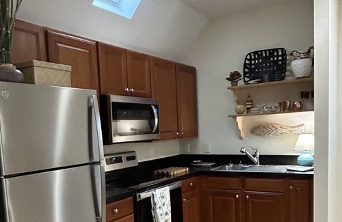 Olde Town Cabaña | Carriage house on the Bluff