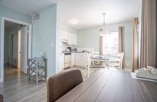 Deerfield Beach Hotel | Carriage House Resort Motel