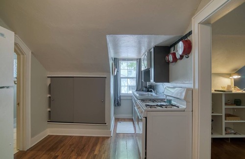 Ada Apartamento | Carriage House studio min to ECU