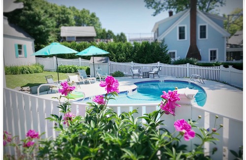 Ogunquit Apartamento | Carriage House Studio con hermosa piscina en el corazón de Ogunquit