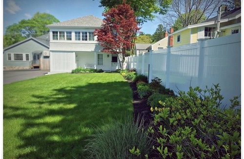 Ogunquit Apartamento | Carriage House Studio con hermosa piscina en el corazón de Ogunquit