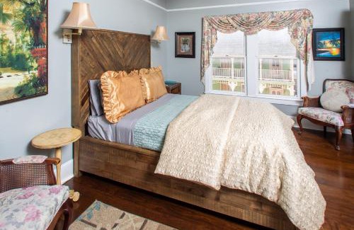 Downtown Historic District Cama Y Desayuno | Carriage Way Centennial House - Adult Only- Saint Augustine