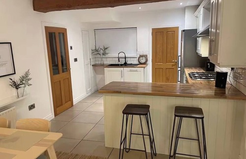 Carrickfergus Casa | Carrick Retreat - Free off street parking