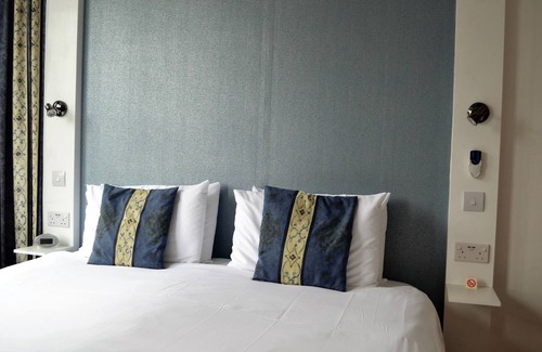 Paignton Casa | Carrington Guest House B&B