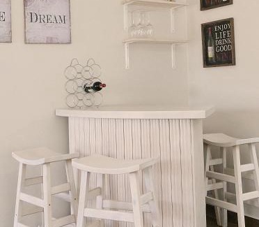 Mpofana Casa | Carshalton Cottage