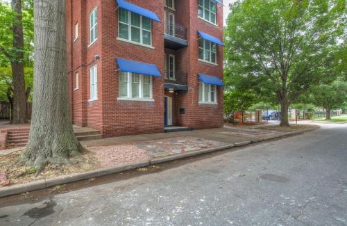 Downtown Tulsa Apartamento | Carson Flats Apt 5 - 1BR Near BOK, OSU Med, Dtwn