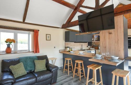 Upton Cressett Casa | Cart House Barn - Uk49802