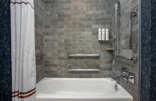 Downtown San Diego Hotel | Carte Hotel San Diego Downtown, Curio Collection by Hilton