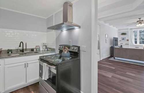 Forest Acres Casa | Carter Compound + Private Apt | Near Ft Jackson