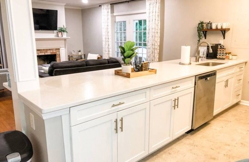 Cary Casa | Cary 3 Bedroom End Unit Townhome