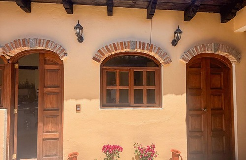 Barrio de Mexicanos Casa | Casa Real De Mexicanos a una cuadra de Santo Domingo!