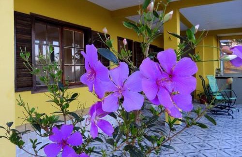 Pontal do Parana Casa | Casa à Beira-Mar com Churrasqueira, TV e Wi-fi