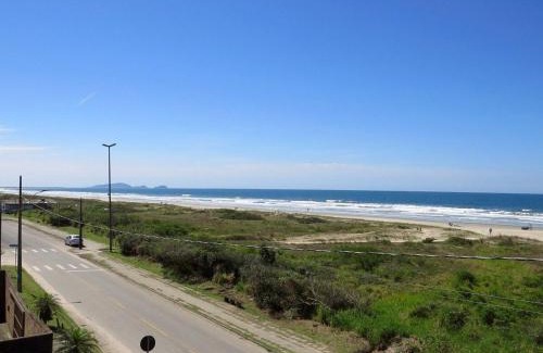 Pontal do Parana Casa | Casa à Beira-Mar com Churrasqueira, TV e Wi-fi