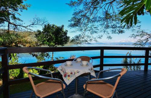 Caieira Casa | Casa à Beira Mar no Ribeirão da Ilha - SDI012