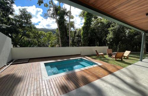 Teresopolis Casa | Casa 08 Floresta Boa Vista - Piscina Privativa e Lounge com Deck em Meio à Natureza