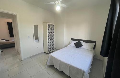 Jardim Mar e Ceu Casa | Casa 1 km da Praia Enseada com Garagem