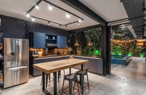 Santa Fe Casa | Casa 10 Medallo House Parque Lleras con Piscina Privada