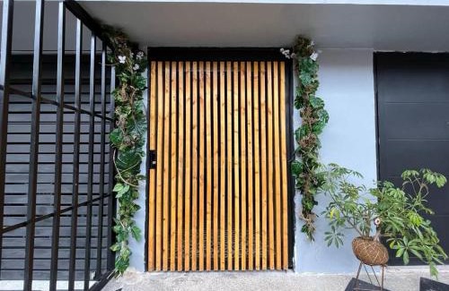 Usaquen Cama Y Desayuno | Casa 121, calle 121 no 7-18
