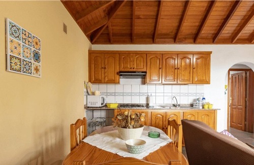 Los Llanos de Aridane Cabaña | Casa con Wifi y hermosa piscina privada