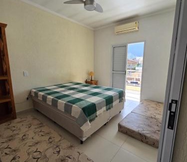 Maranduba Casa | Casa - 2 suites, churrasqueira no terraço - 200 mts Praia do Sapê