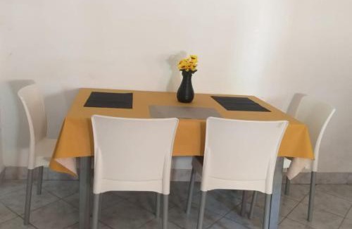 Miramar Casa | Casa 3 ambientes para 6 personas céntrica