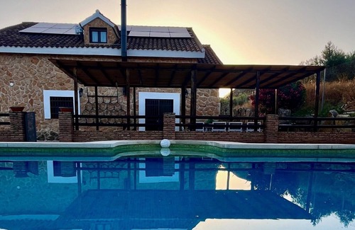 Montefrio Casa | Casa 3 Deseos, Montefrío, Casa de lujo, muy grande para 18 personas.