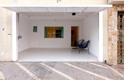 Zona Leste Casa | Casa 3 dormitorios, garagem e portão Automático no Tatuapé