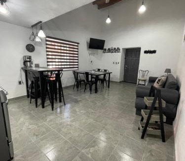 Cuatro Ciénegas Casa | Casa 300 - A