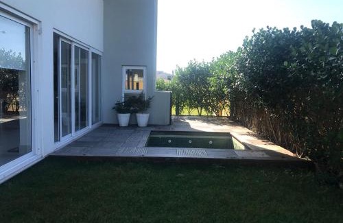 Laguna Casa | Casa 450m2 Laguna Internacional