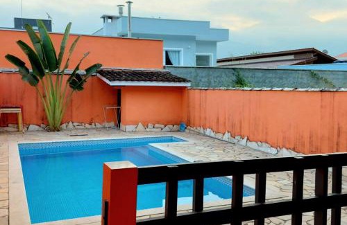 Mococa Casa | Casa 4Quartos-2 suites com Ar condicionado -Condominio Mar Verde- Piscina Privativa-Próx Praia da MOCOCA ! Próx à divisa com UBATUBA !