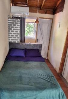 Sambaqui Apartamento | Casa a 100m da praia