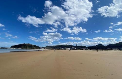 Laredo Casa | Casa a 150 metros de la playa