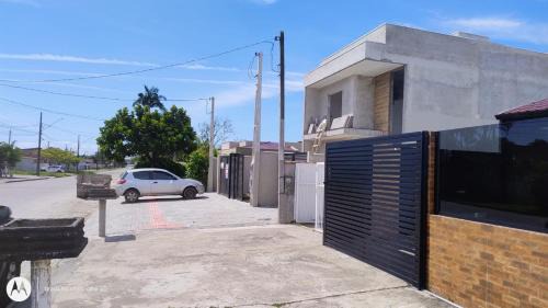 Guaratuba Casa | Casa a 300 metros do mar com Piscina