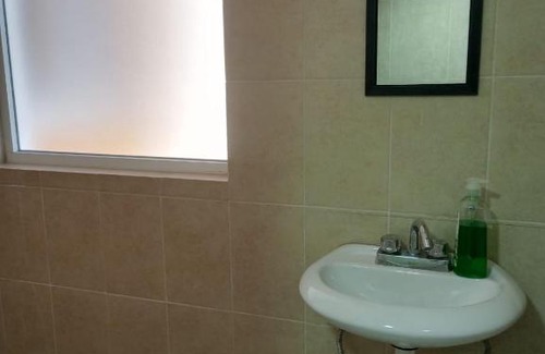 Tehuacán Casa | Casa a 5 Minutos del Hospital de La Mujer con Todos Los Servicios