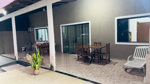 Matinhos Casa | Casa a 60m do Mar Ar Condicionado e Piscina