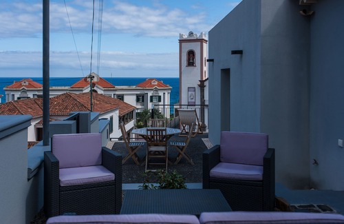 Ponta Delgada Casa | ¡Casa Abreu con fantásticas vistas al mar azul!
