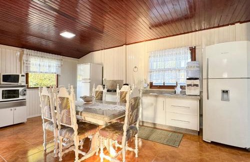 Alto Arroio Casa | Casa Aconchegante na Lagoa de Ibiraquera - IMB003