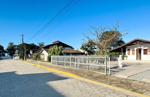 Alto Arroio Casa | Casa Aconchegante na Lagoa de Ibiraquera - IMB003
