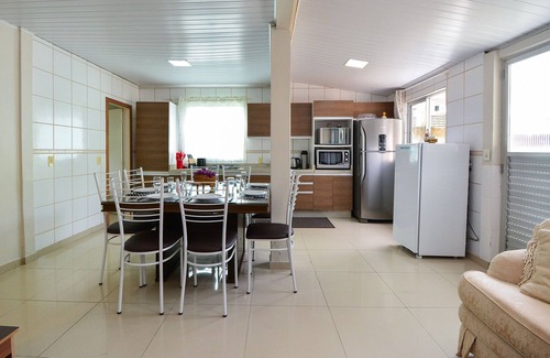 Gamboa Casa | Casa Aconchegante na Praia da Gamboa - GAR003