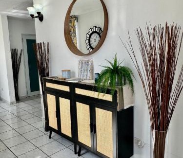 Levittown Casa | Casa Agave Oasis Levittown