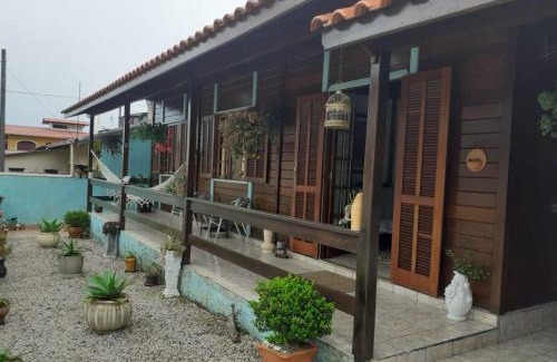 Ribeirao da Ilha Casa | Casa Agradável, 50m da Praia Freguesia do Ribeirão da Ilha