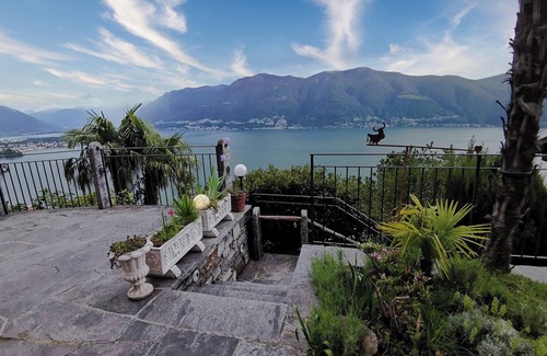 Ronco sopra Ascona Casa | Spacious single-family house, newly renovated in 2016 on fantastic, quiet hillsi
