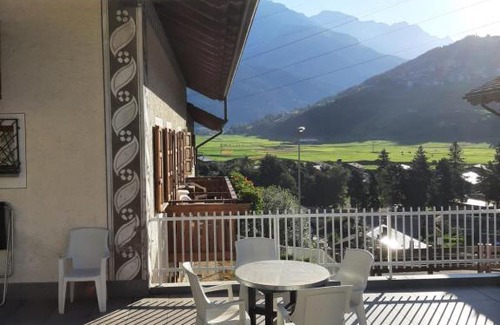 Valdisotto Apartamento | Casa ai Ross - bilocale con terrazzo vicino Bormio