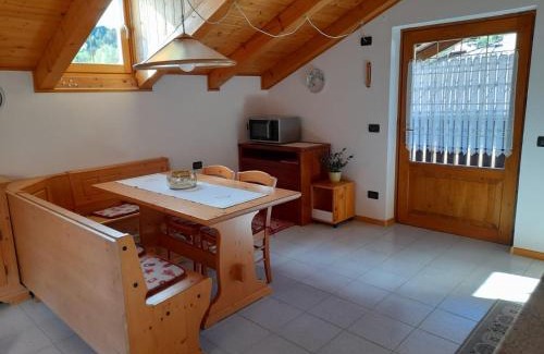 Commezzadura Apartamento | Casa Al Noce Mastellina Apt. Solandra