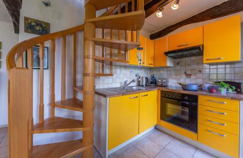 San Nazzaro Apartamento | Casa al Runchett - Happy Rentals