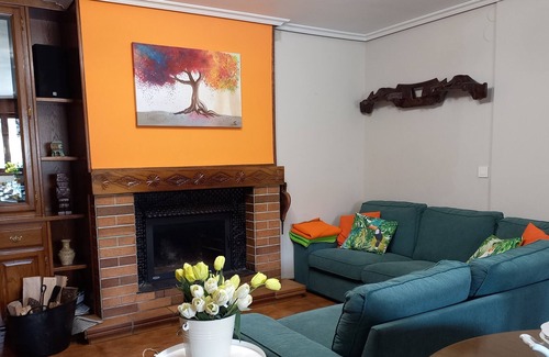Azcona Cabaña | Casa Albaitar, Alojamiento rural con jardin
